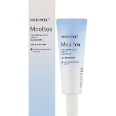 Солнцезащитный крем с гиалуроновой кислотой MEDIPEEL Hyaluronic Acid Mooltox Air Fit Sun SPF50+/PA++++ 50 мл